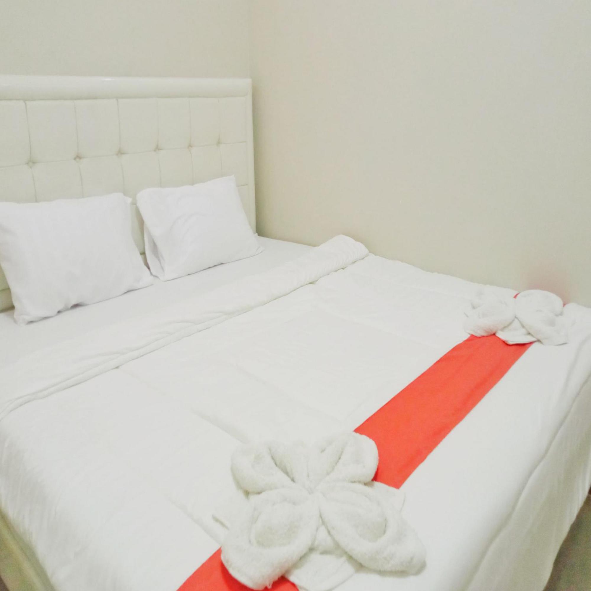 Rifal Inn Mitra Reddoorz Tegal Kültér fotó